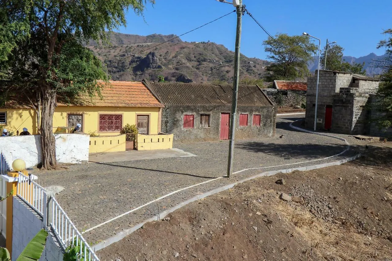 Pousada Cantinho Picos Hotel